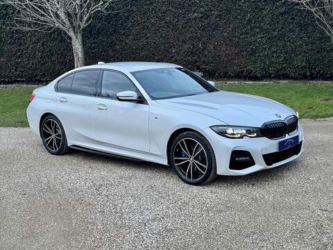 BMW 3 Series 330e M Sport - U10002503