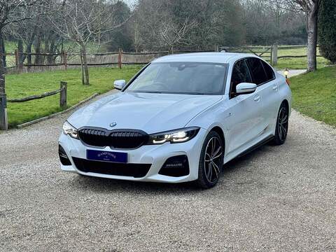 BMW 3 Series 330e M Sport - U10002503