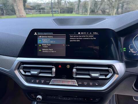 BMW 3 Series 330e M Sport - U10002503