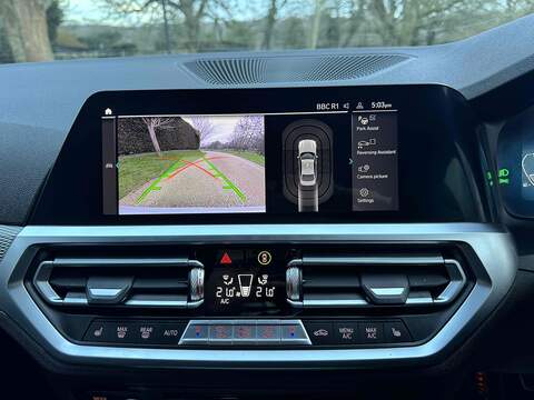 BMW 3 Series 330e M Sport - U10002503