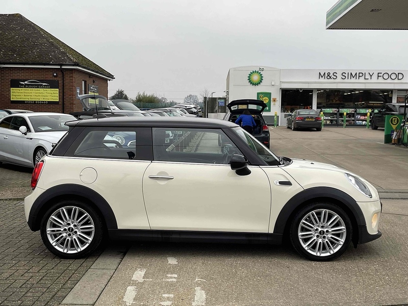 MINI Hatch Cooper - U10002518