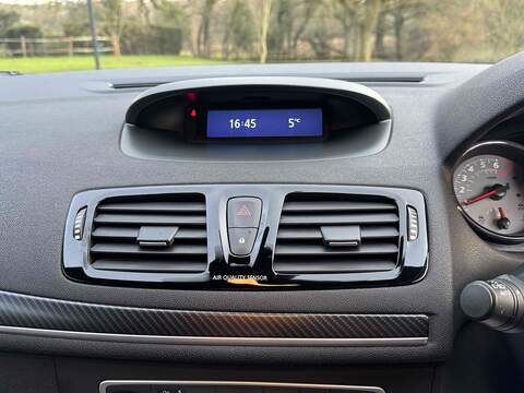 Renault Megane T Renaultsport - U10002531