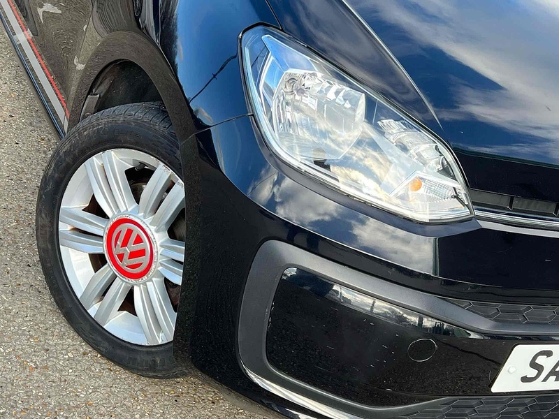 Volkswagen up! up! beats - U10002538