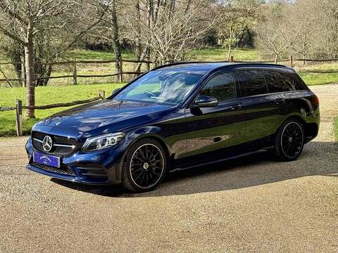 Mercedes-Benz C Class C300 AMG Line - U10002551
