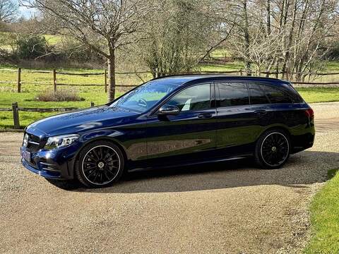 Mercedes-Benz C Class C300 AMG Line - U10002551