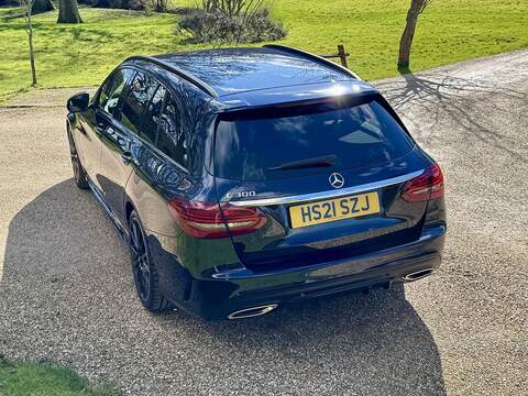 Mercedes-Benz C Class C300 AMG Line - U10002551