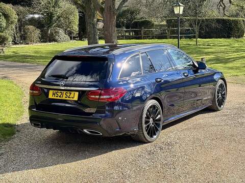 Mercedes-Benz C Class C300 AMG Line - U10002551