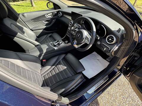 Mercedes-Benz C Class C300 AMG Line - U10002551
