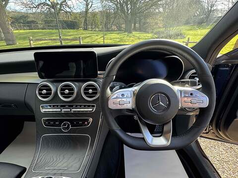 Mercedes-Benz C Class C300 AMG Line - U10002551