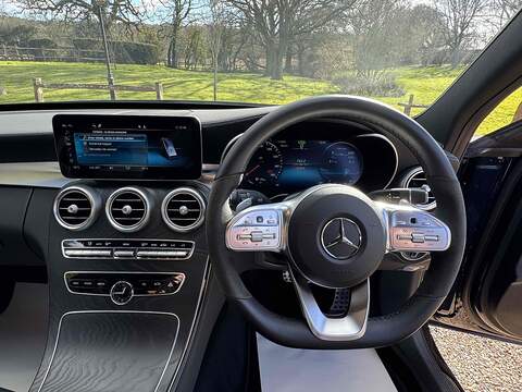 Mercedes-Benz C Class C300 AMG Line - U10002551