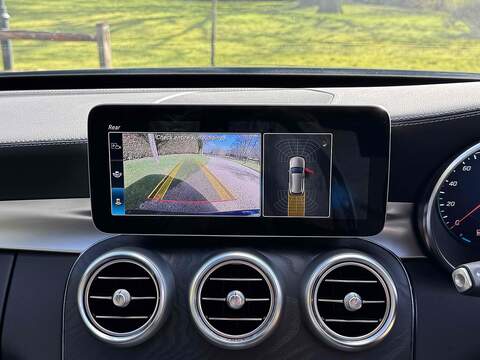 Mercedes-Benz C Class C300 AMG Line - U10002551