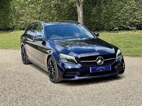 Mercedes-Benz C Class C300 AMG Line - U10002551