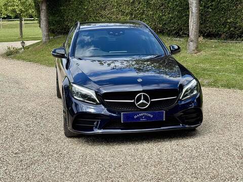 Mercedes-Benz C Class C300 AMG Line - U10002551