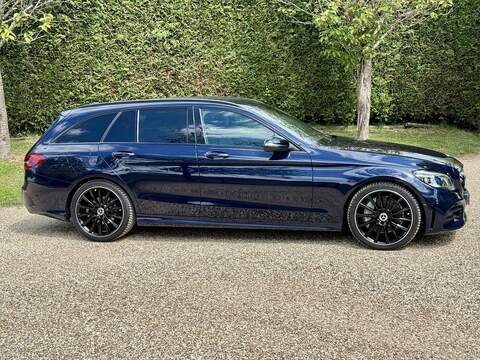 Mercedes-Benz C Class C300 AMG Line - U10002551