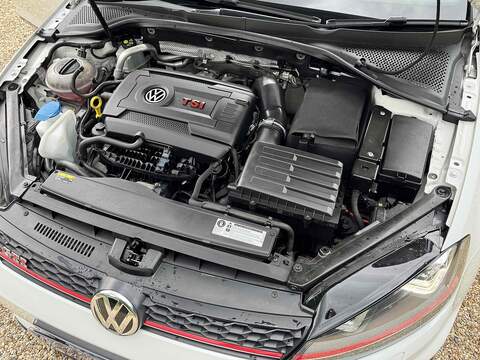 Volkswagen Golf Golf 2.0 TSI BlueMotion Tech GTI Clubsport 40 Euro 6 (s/s) 5dr - U10002565