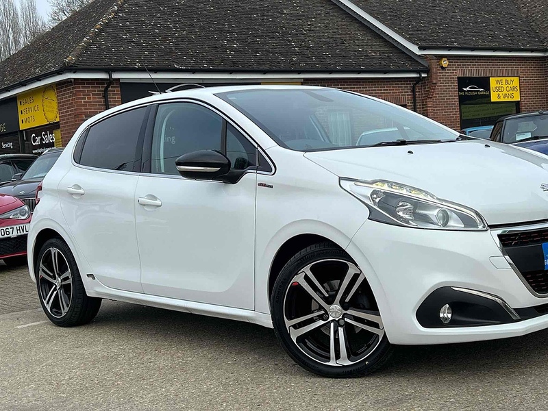 Peugeot 208 PureTech GT Line - U10002574