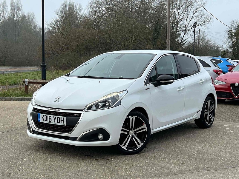 Peugeot 208 PureTech GT Line - U10002574