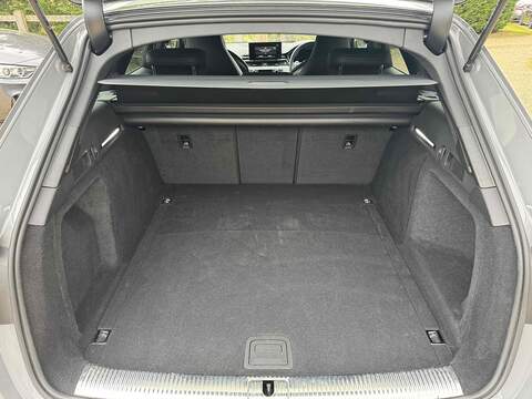 Audi RS4 Avant 2.9 TFSI V6 Tiptronic quattro Euro 6 (s/s) 5dr - U10002575