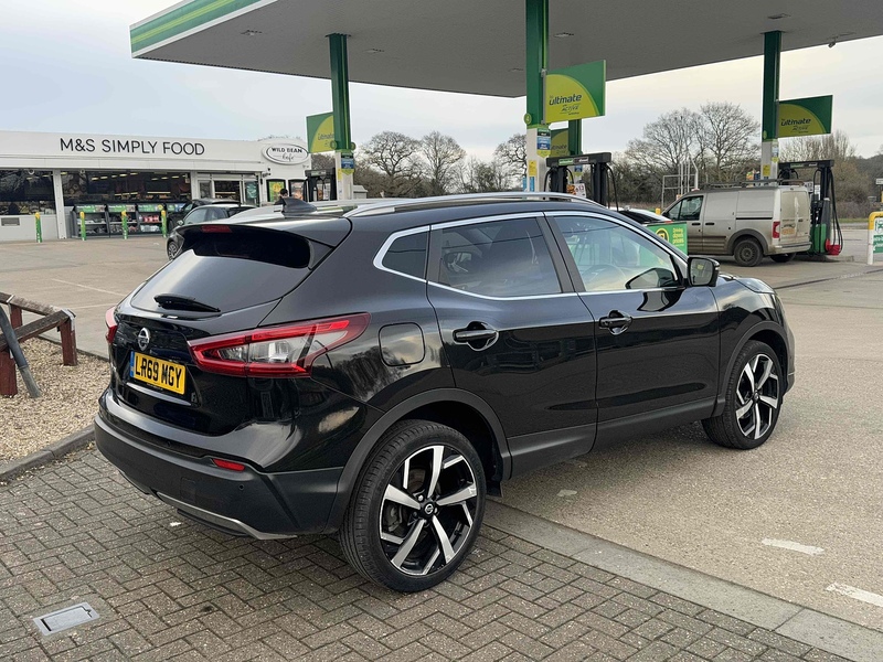 Nissan Qashqai DIG-T Tekna - U10002578