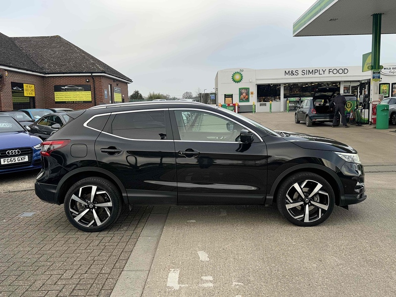 Nissan Qashqai DIG-T Tekna - U10002578