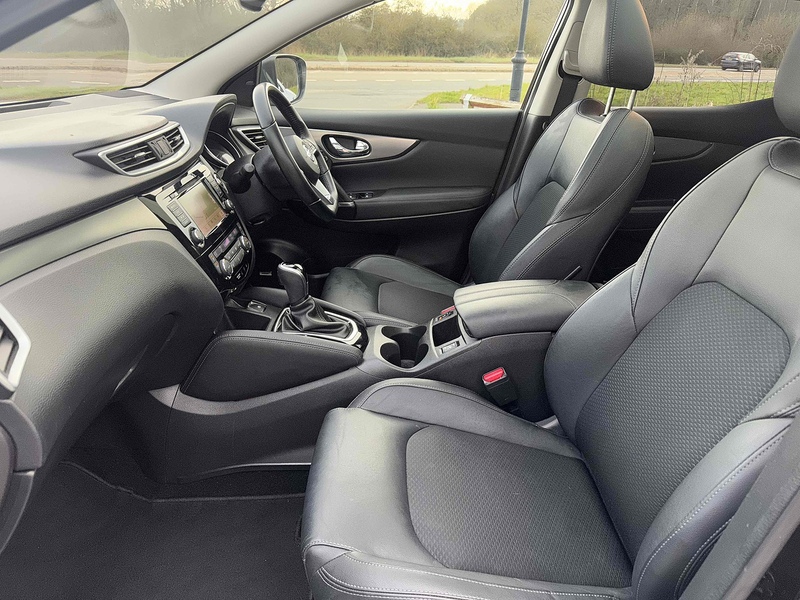Nissan Qashqai DIG-T Tekna - U10002578