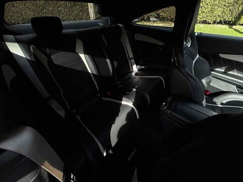 Mercedes-Benz C Class C63 V8 BiTurbo AMG S - U10002587