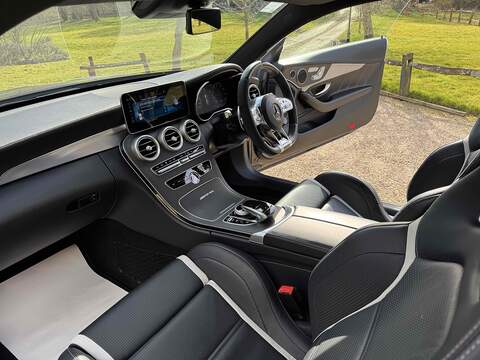Mercedes-Benz C Class C63 V8 BiTurbo AMG S - U10002587