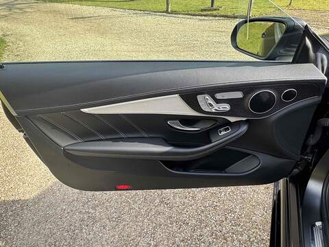 Mercedes-Benz C Class C63 V8 BiTurbo AMG S - U10002587