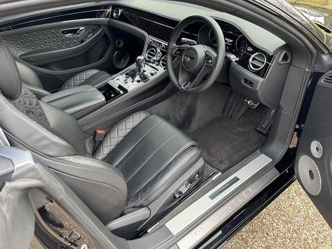 Bentley Continental W12 GT - U10002591