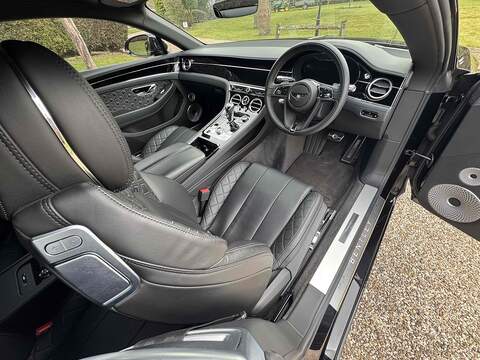 Bentley Continental W12 GT - U10002591