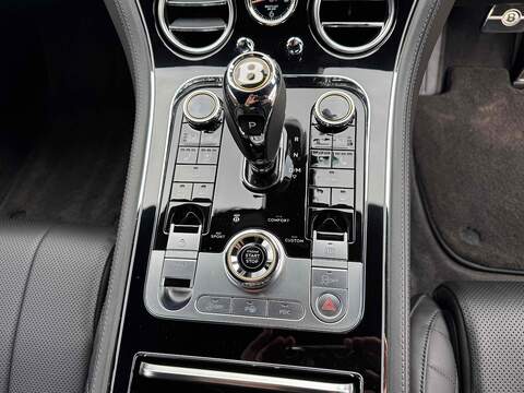 Bentley Continental W12 GT - U10002591