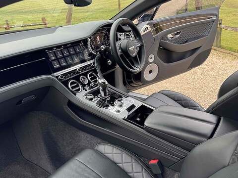 Bentley Continental W12 GT - U10002591