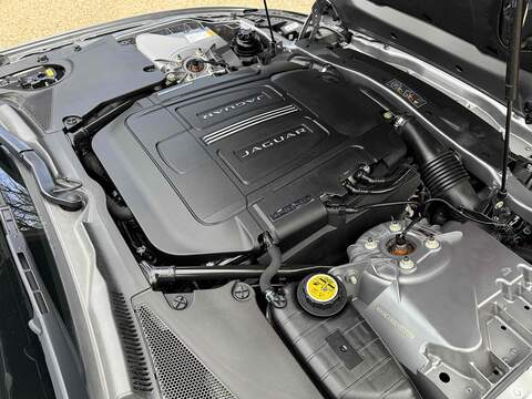 Jaguar XKR V8 - U10002596