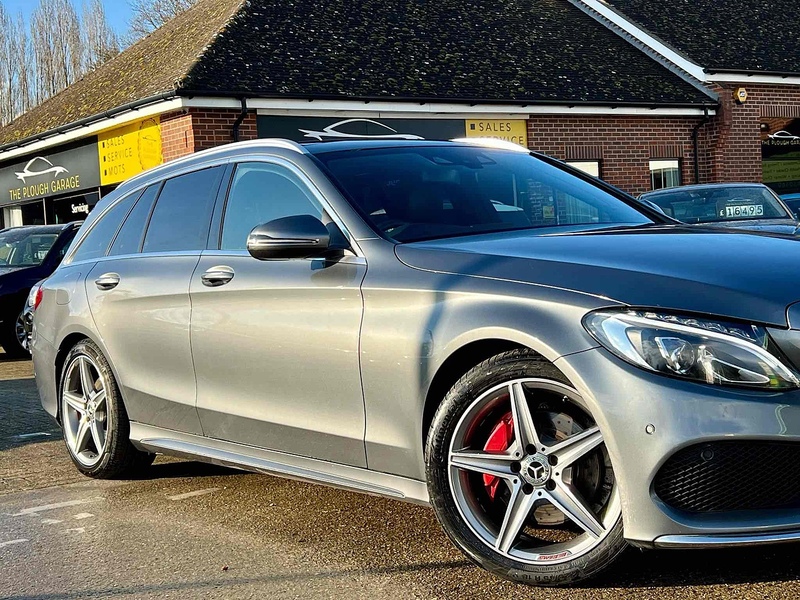 Mercedes-Benz C Class C220d AMG Line - U10002603