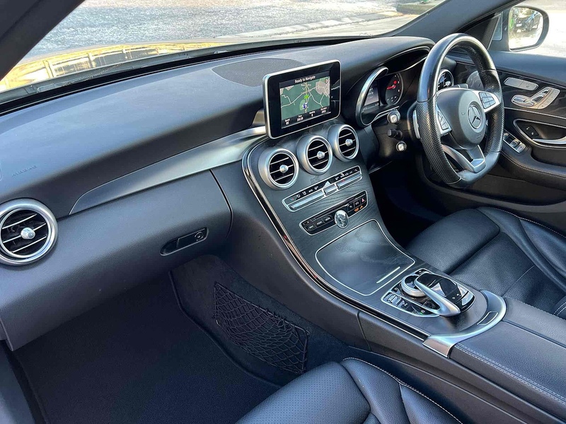 Mercedes-Benz C Class C220d AMG Line - U10002603