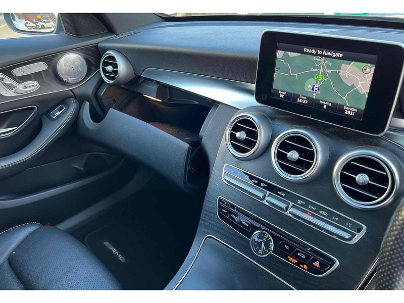 Mercedes-Benz C Class C220d AMG Line - U10002603