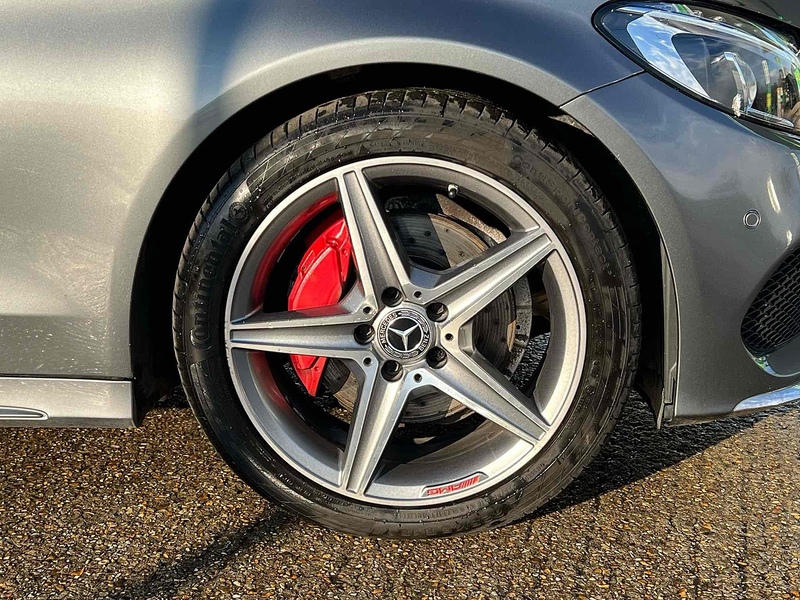 Mercedes-Benz C Class C220d AMG Line - U10002603