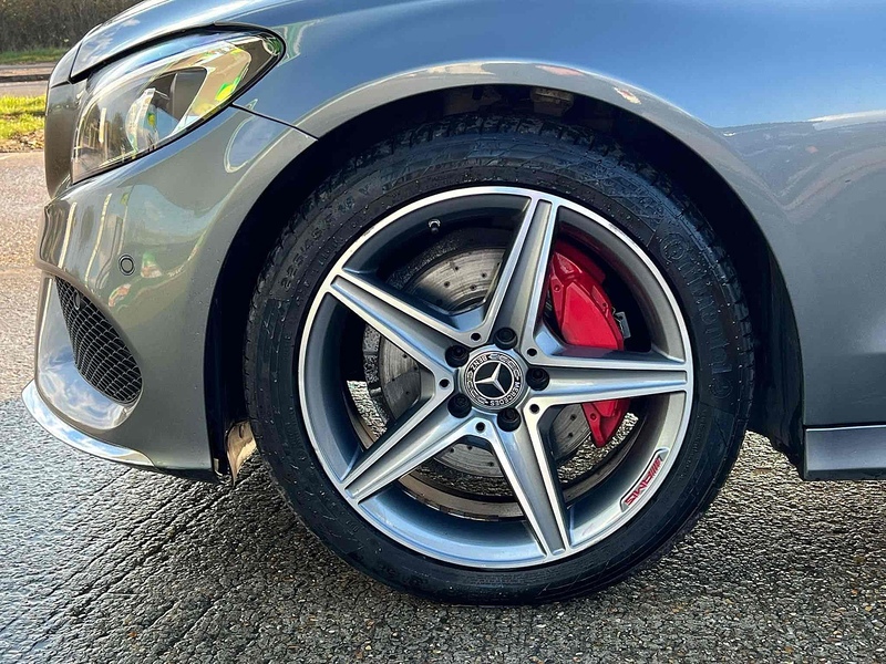 Mercedes-Benz C Class C220d AMG Line - U10002603