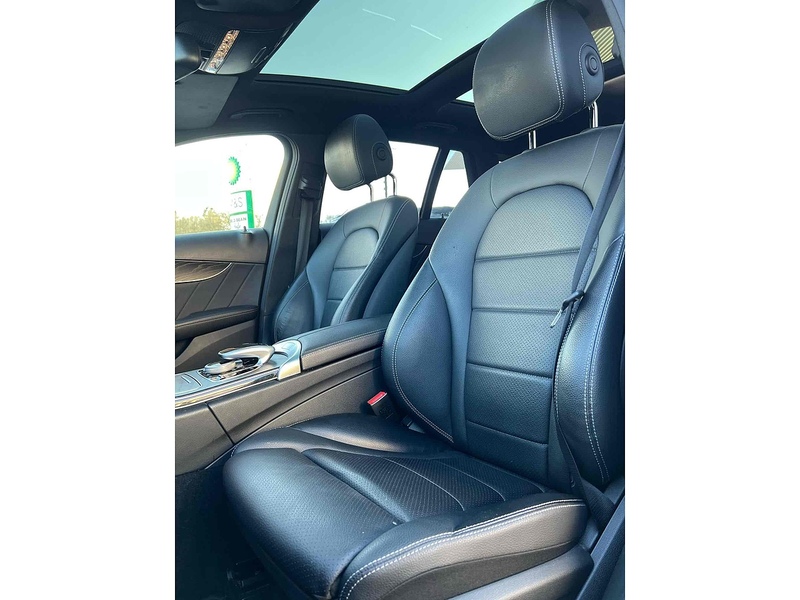 Mercedes-Benz C Class C220d AMG Line - U10002603