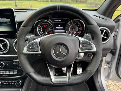 Mercedes-Benz A Class 2.0 A45 AMG (Premium) SpdS DCT 4MATIC Euro 6 (s/s) 5dr - U10002606