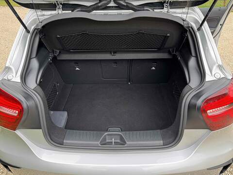 Mercedes-Benz A Class 2.0 A45 AMG (Premium) SpdS DCT 4MATIC Euro 6 (s/s) 5dr - U10002606