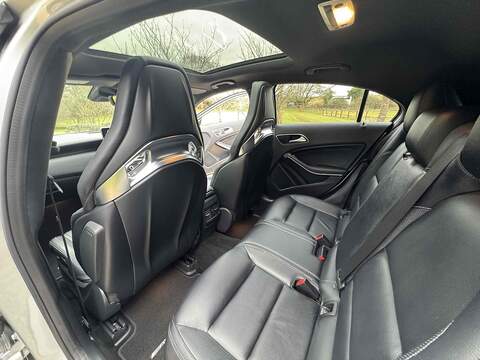 Mercedes-Benz A Class 2.0 A45 AMG (Premium) SpdS DCT 4MATIC Euro 6 (s/s) 5dr - U10002606