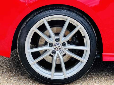 Volkswagen Golf TSI BlueMotion Tech R - U10002609