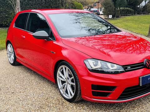 Volkswagen Golf TSI BlueMotion Tech R - U10002609