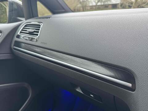 Volkswagen Golf TSI BlueMotion Tech R - U10002609