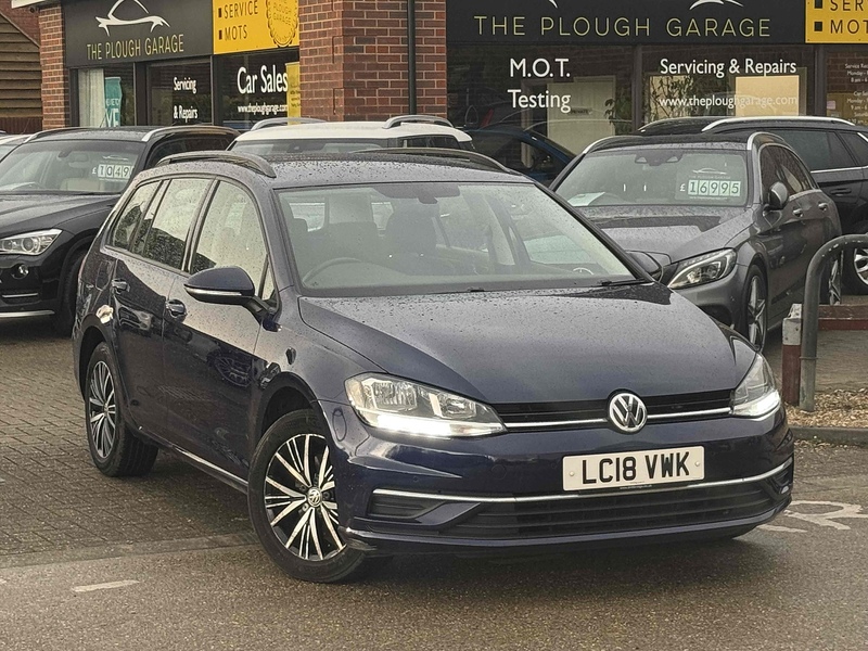 Volkswagen Golf TSI SE - U10002613