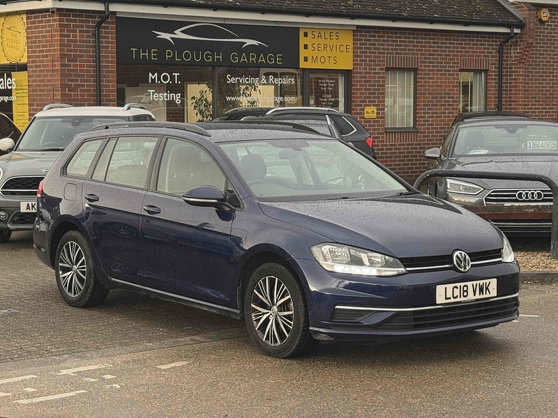 Volkswagen Golf TSI SE - U10002613