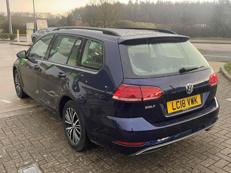Volkswagen Golf TSI SE - U10002613
