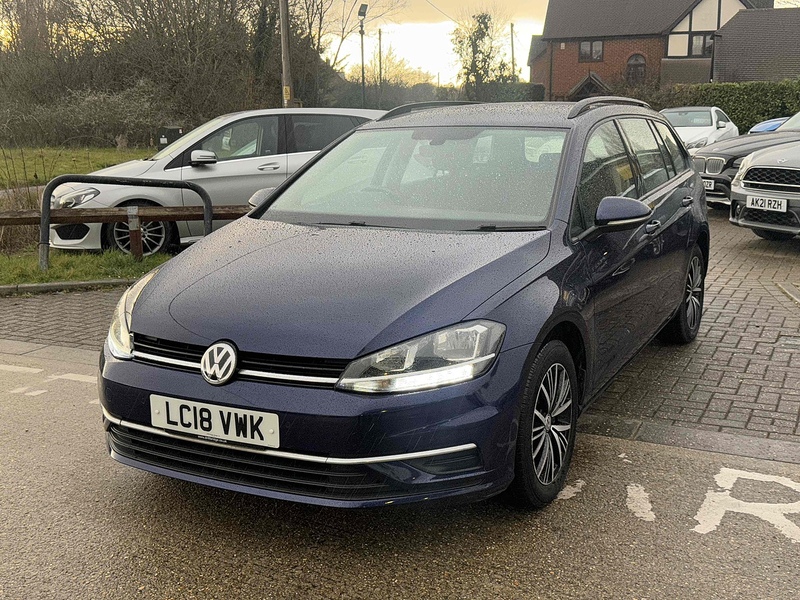 Volkswagen Golf TSI SE - U10002613