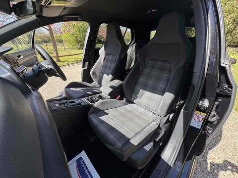 Volkswagen Golf TDI GTD - U10002619